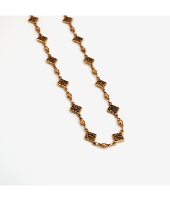 Collier Kelly doré chez Cornerstreet bien 