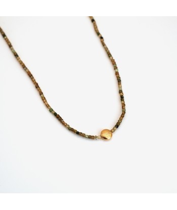 Collier Victoire Grenat sur le site 